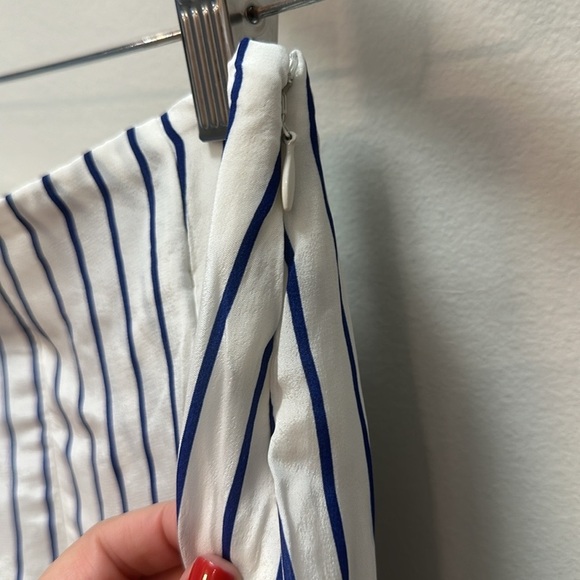 NWT! J.Crew Pleated skirt in striped crepe de chine. Item CA735. Size 2 - Picture 3 of 4